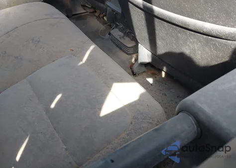 2004 Ford Explorer Sport Trac Adrenalin/Xls/Xlt z USA, uszkodzony, nr VIN 1FMZU67K14UB52983